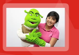 Titeres gigantes y teatrinos inflables para fiestas infantiles.